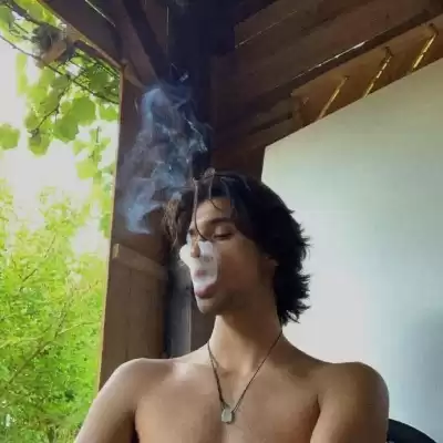 邴裕梅